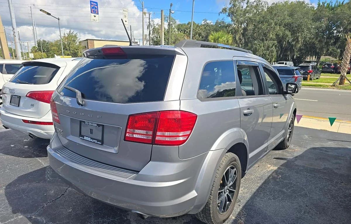 2018 DODGE JOURNEY SE 3