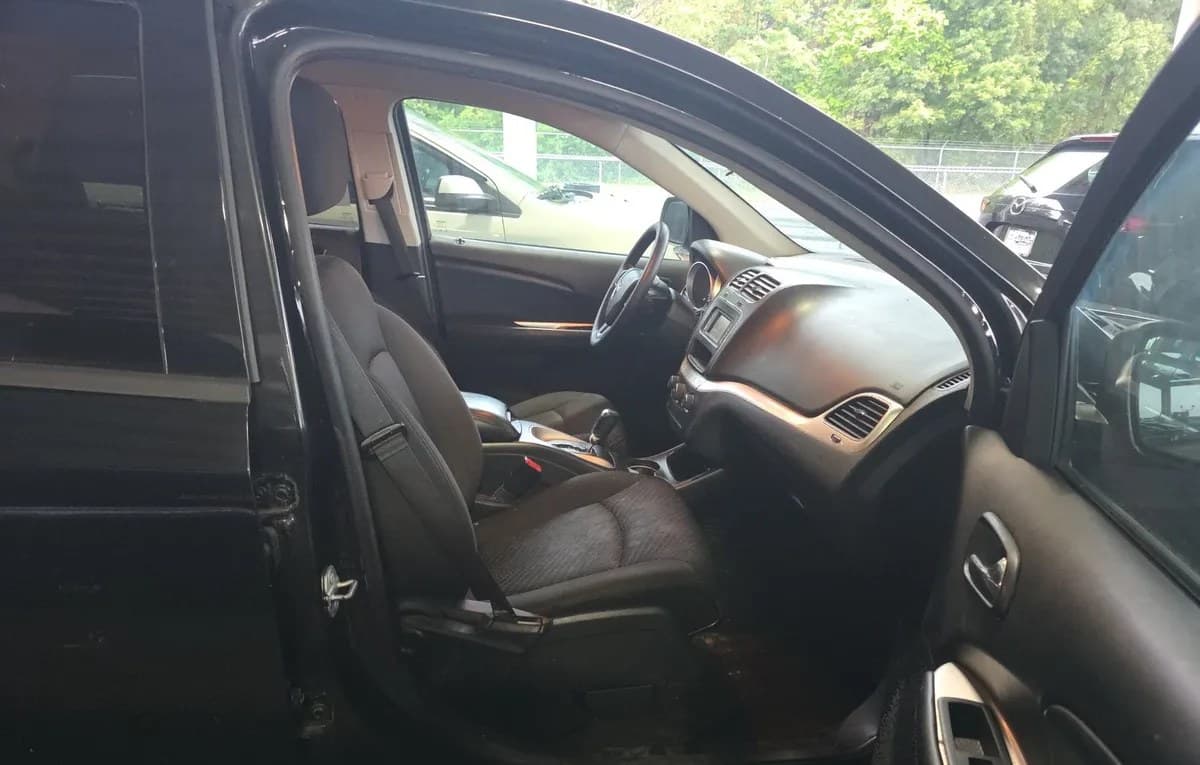 2018 DODGE JOURNEY SE 4