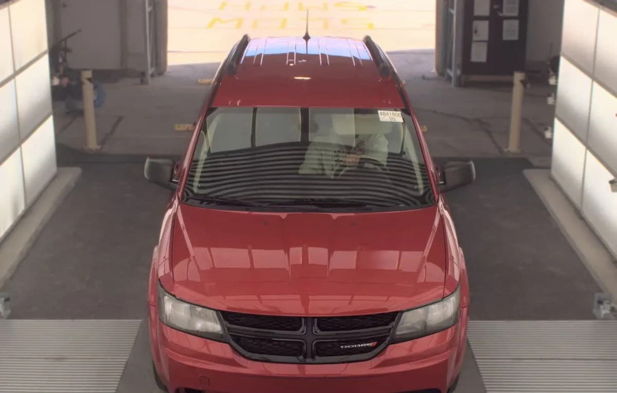 2020 DODGE JOURNEY SE Value 3