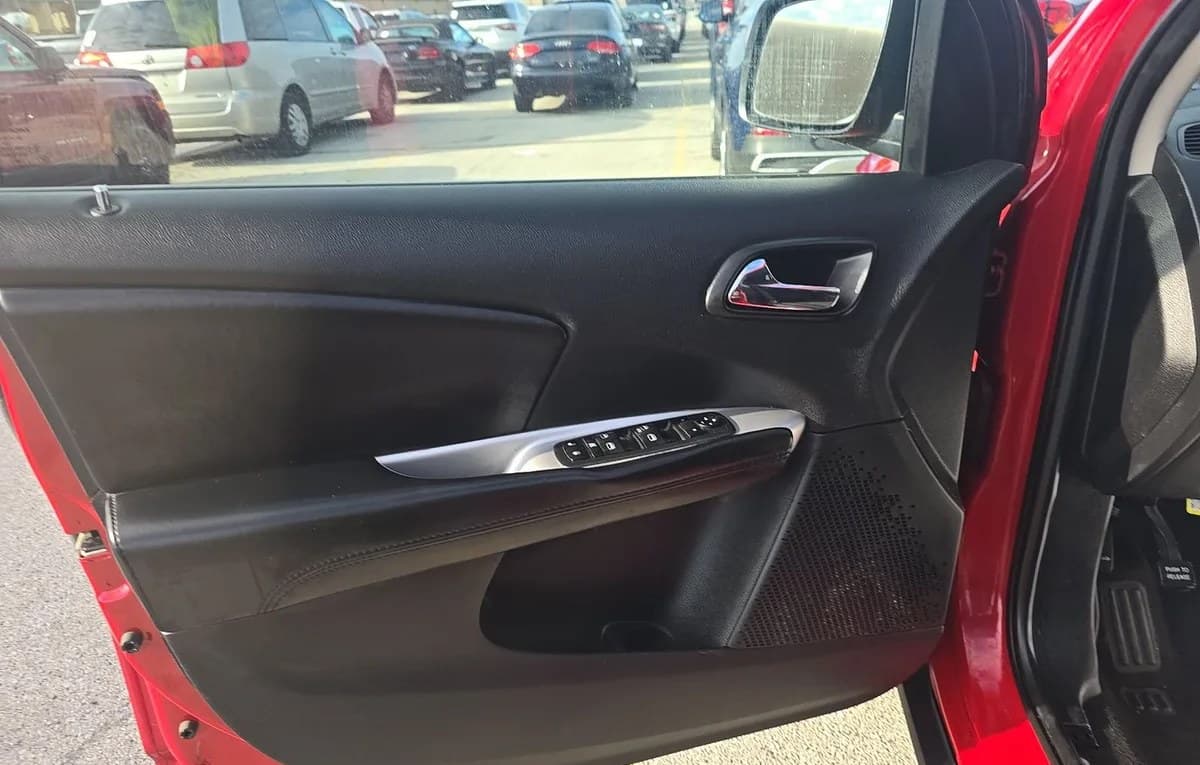 2020 DODGE JOURNEY SE Value 6