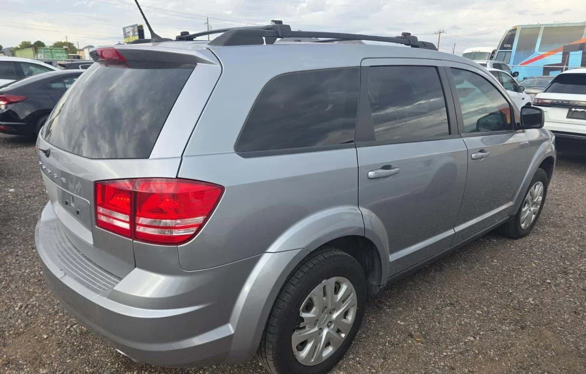 2018 DODGE JOURNEY SE 4