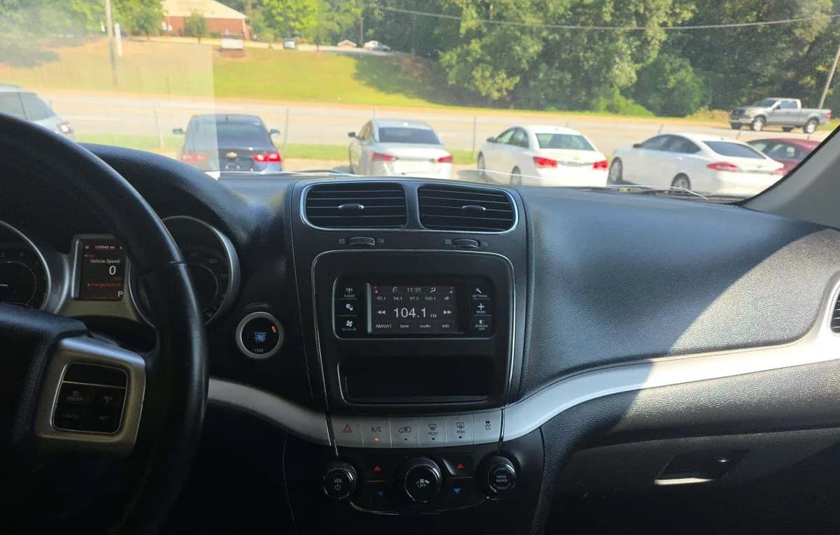 2018 DODGE JOURNEY SE 6