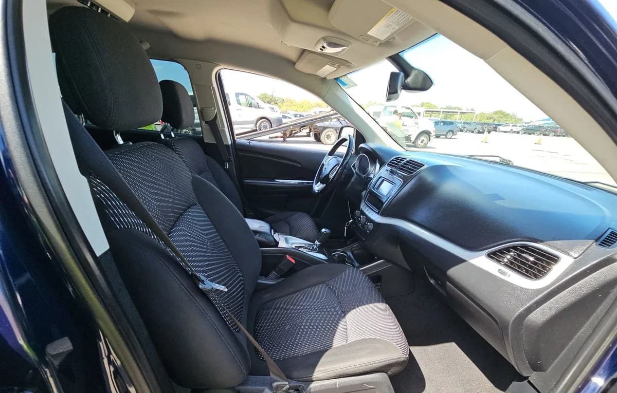 2020 DODGE JOURNEY SE Value 4