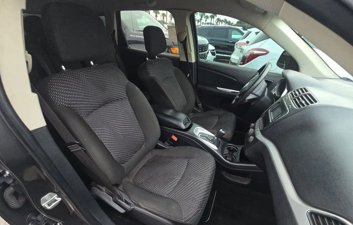 2020 DODGE JOURNEY SE Value 4