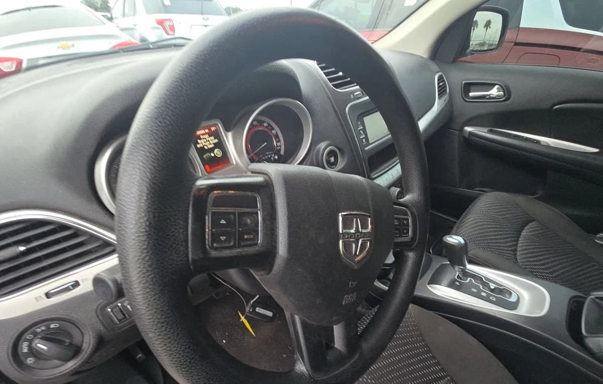 2020 DODGE JOURNEY SE Value 6