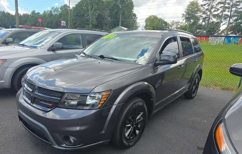 2019 DODGE JOURNEY SE 1