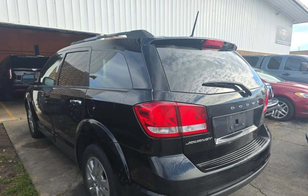 2019 DODGE JOURNEY SE 3