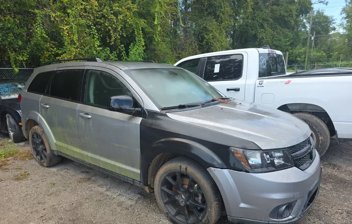2019 DODGE JOURNEY SE 4