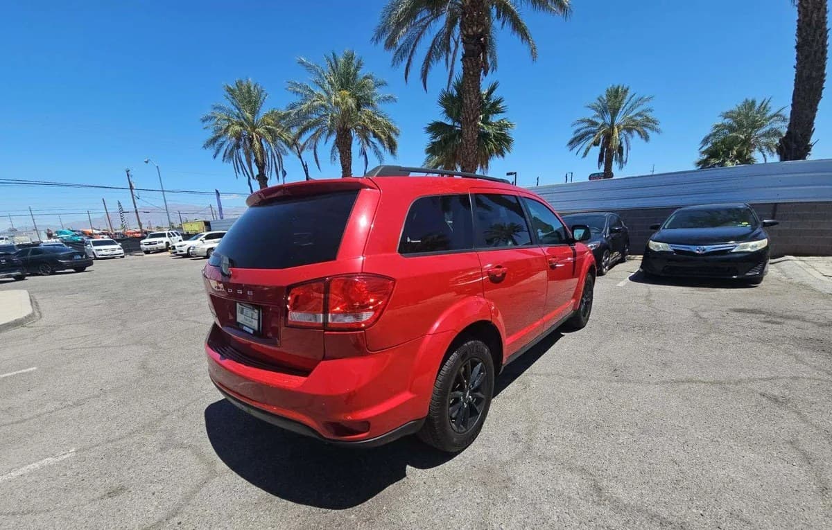 2019 DODGE JOURNEY SE 4