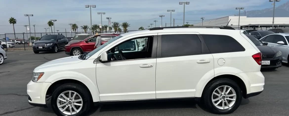 2017 DODGE JOURNEY SXT 2