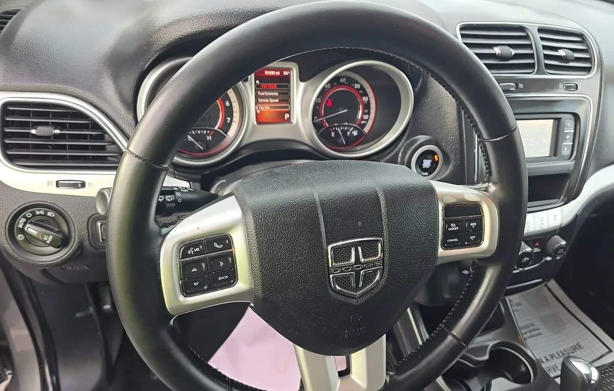 2019 DODGE JOURNEY SE 7