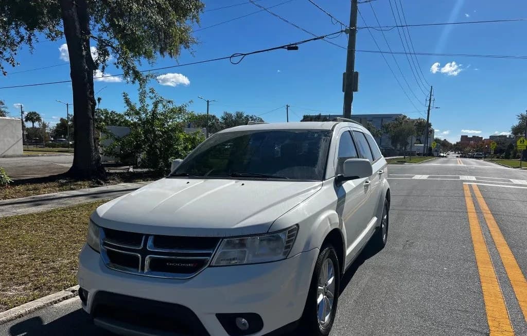 2019 DODGE JOURNEY SE 3