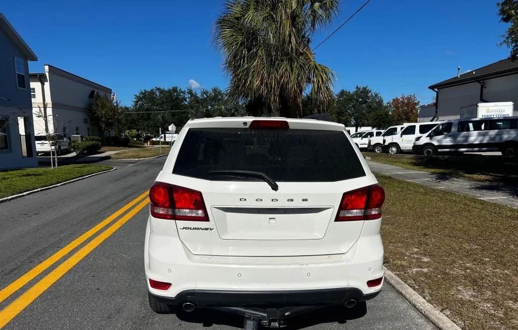 2019 DODGE JOURNEY SE 4