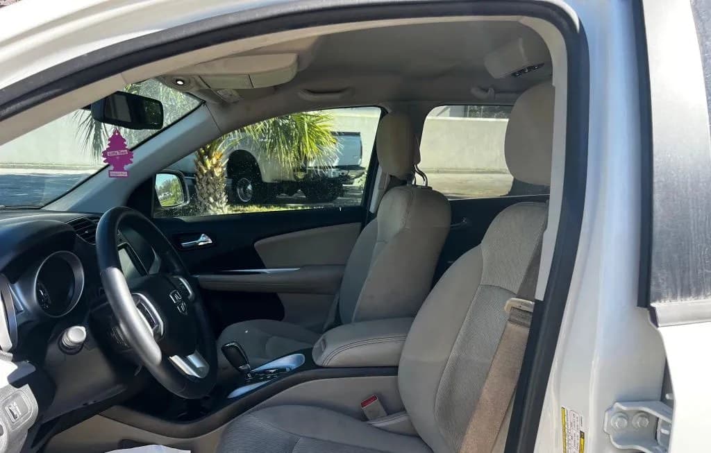 2019 DODGE JOURNEY SE 5