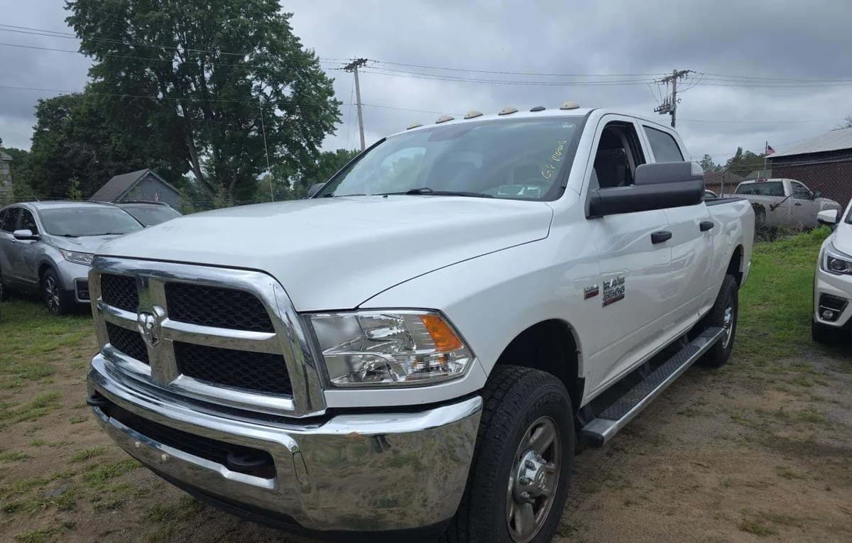 2017 RAM 3500 TRADESMAN CREW CAB MEDIUM BED 2