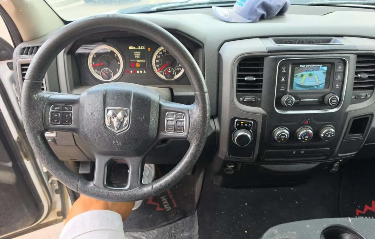 2019 RAM 1500 CLASSIC TRADESMAN REGULAR CAB MEDIUM BED 7