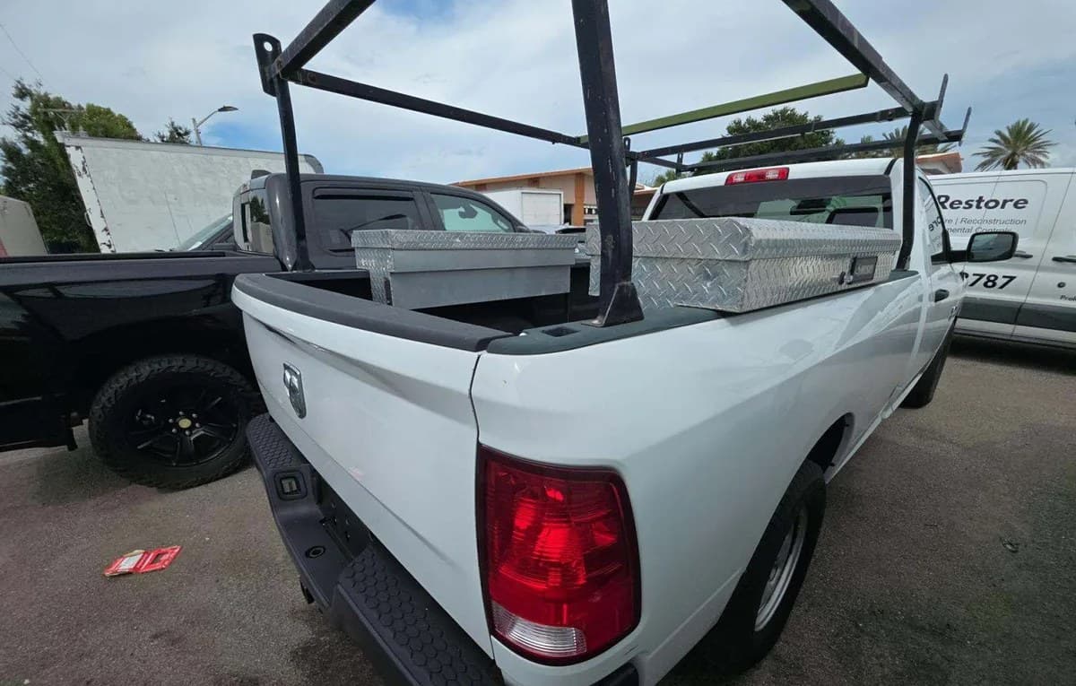 2018 RAM 1500 EXPRESS REGULAR CAB LONG BED 4