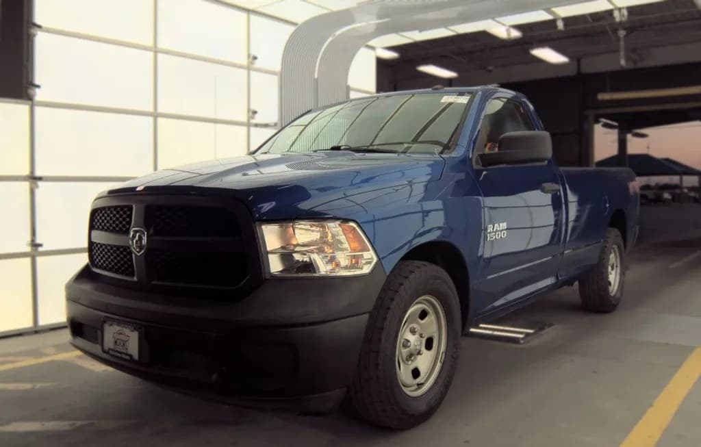 2018 RAM 1500 EXPRESS REGULAR CAB LONG BED 1