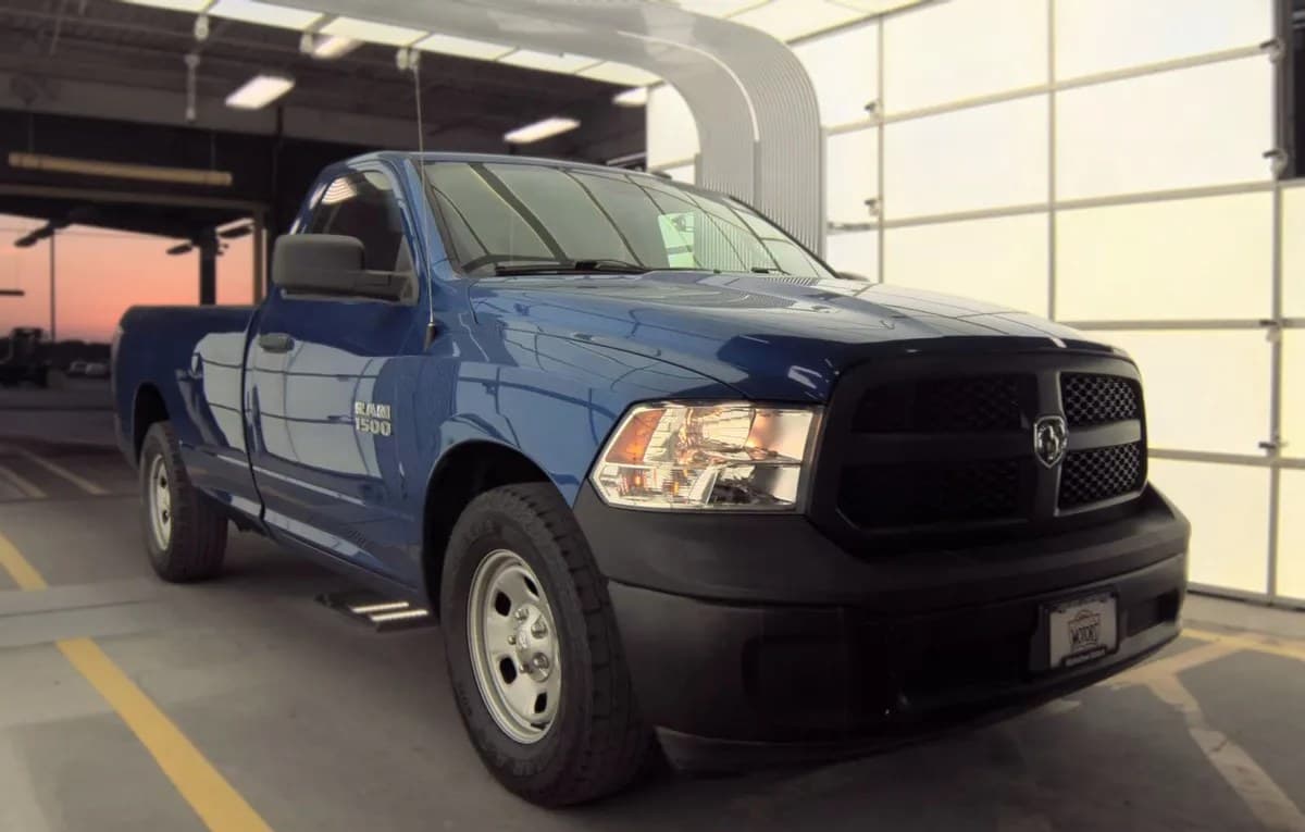 2018 RAM 1500 EXPRESS REGULAR CAB LONG BED 4