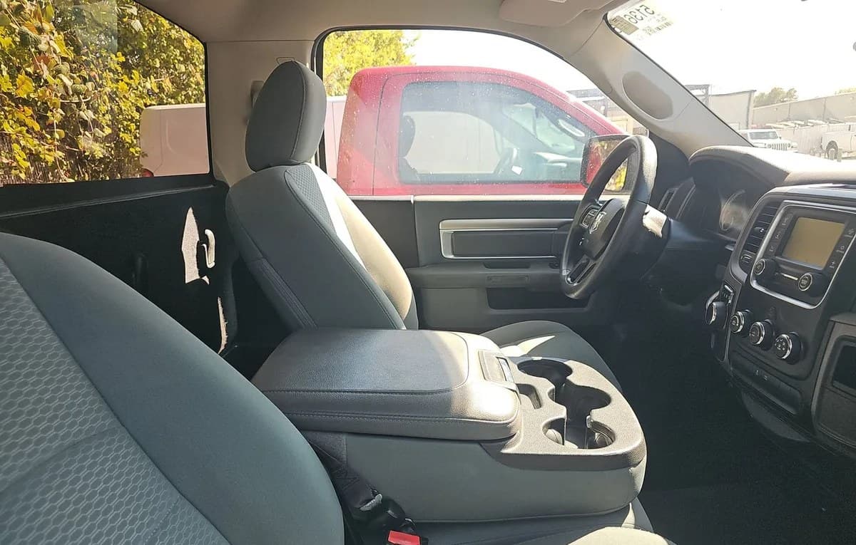 2018 RAM 1500 EXPRESS REGULAR CAB LONG BED 5