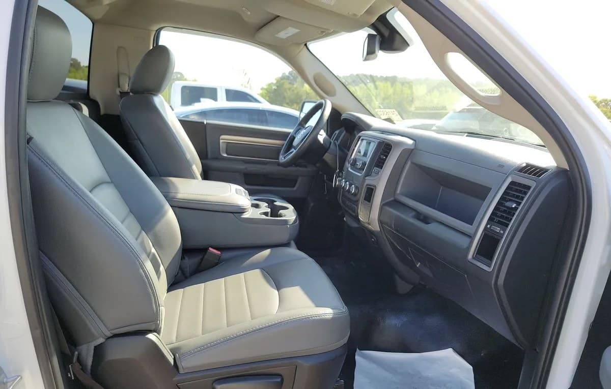 2018 RAM 1500 EXPRESS REGULAR CAB LONG BED 5