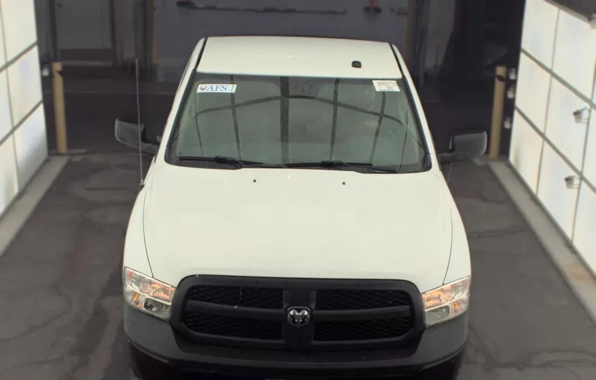 2018 RAM 1500 EXPRESS REGULAR CAB LONG BED 3