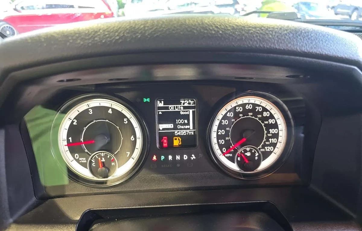 2017 RAM 1500 TRADESMAN REGULAR CAB LONG BED 6