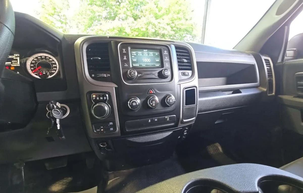 2017 RAM 1500 TRADESMAN REGULAR CAB LONG BED 7