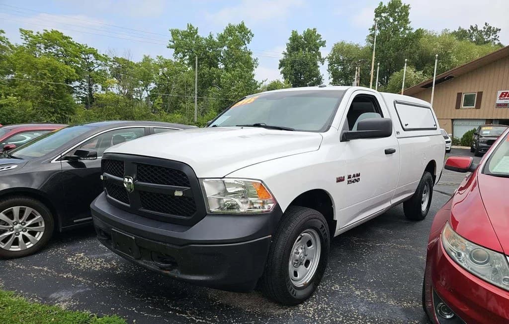2017 RAM 1500 TRADESMAN REGULAR CAB LONG BED 1