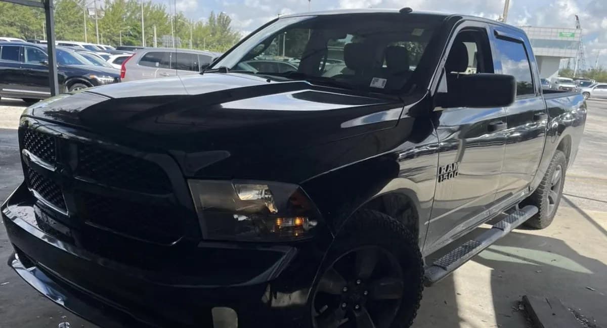2018 RAM 1500 EXPRESS CREW CAB SHORT BED 2