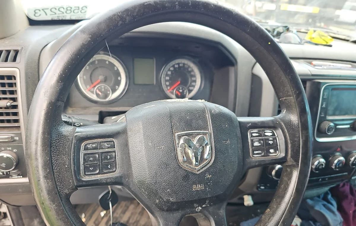 2017 RAM 1500 EXPRESS CREW CAB SHORT BED 7