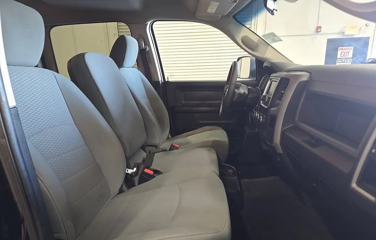 2017 RAM 1500 EXPRESS CREW CAB SHORT BED 5
