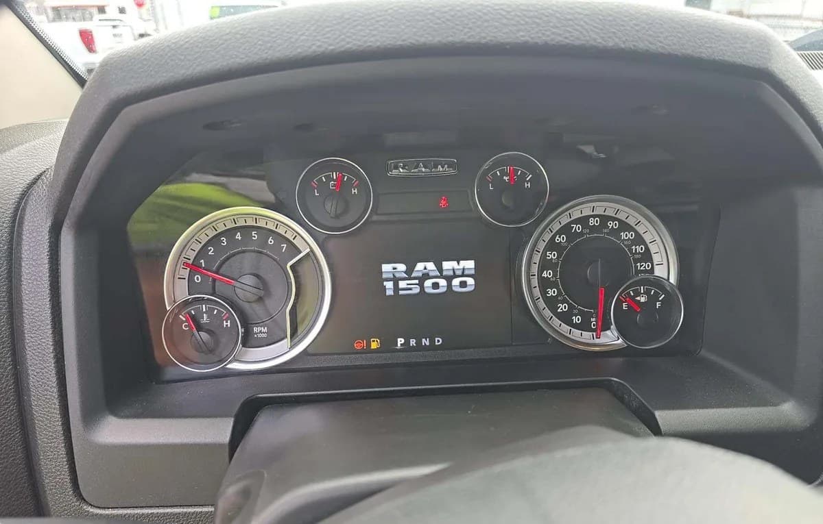 2022 RAM 1500 CLASSIC SLT CREW CAB SHORT BED 6