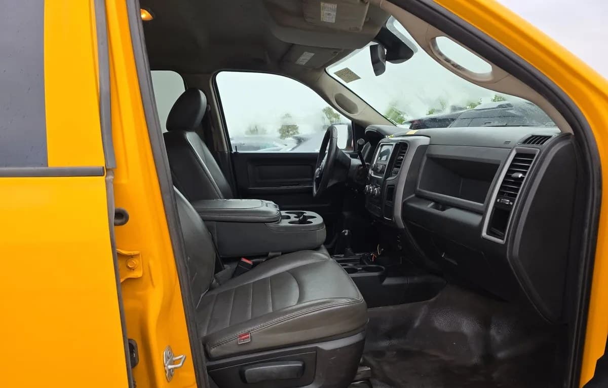 2018 RAM 2500 TRADESMAN CREW CAB MEDIUM BED 5