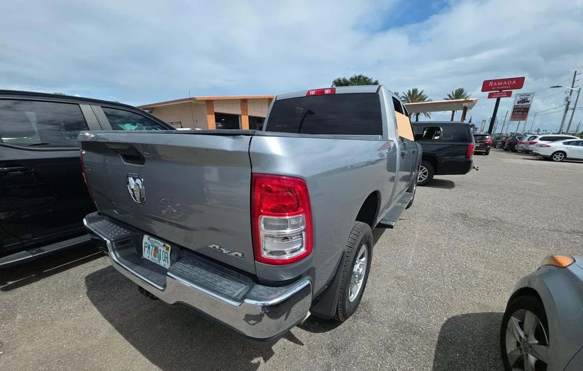2021 RAM 2500 TRADESMAN CREW CAB MEDIUM BED 4