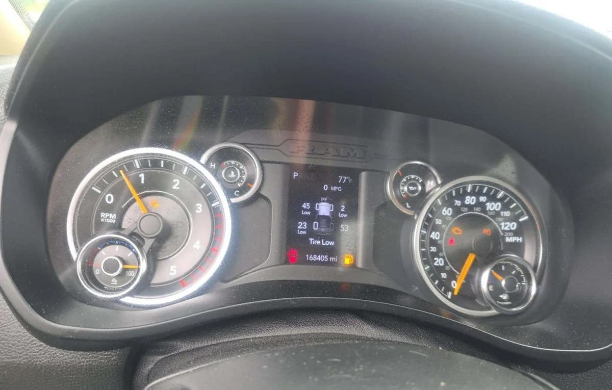 2020 RAM 2500 LONE STAR CREW CAB MEDIUM BED 6