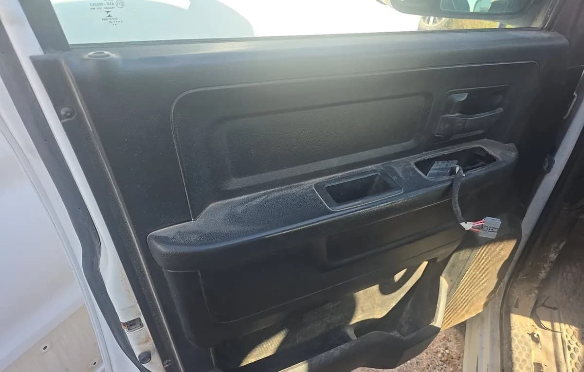 2022 RAM 2500 TRADESMAN CREW CAB LONG BED 6