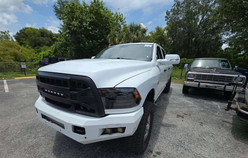 2017 RAM 2500 TRADESMAN CREW CAB LONG BED 1