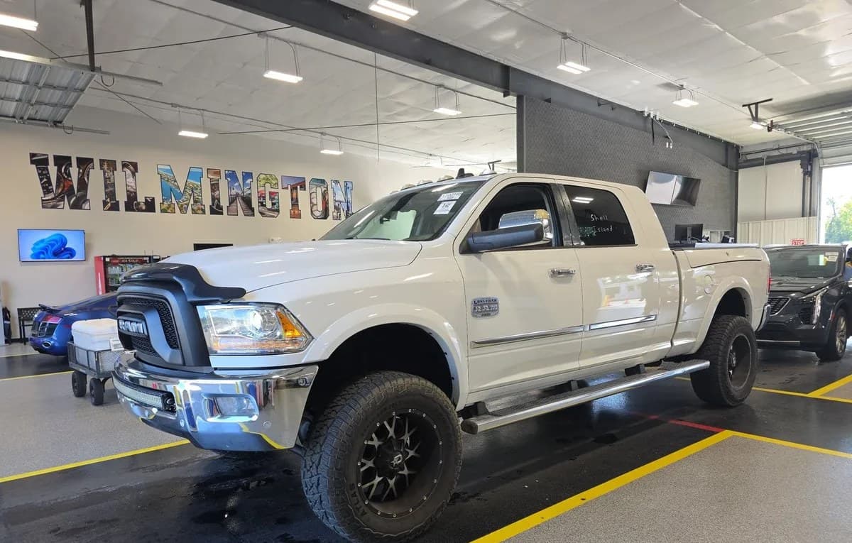 2017 RAM 2500 LARAMIE LONGHORN EXTENDED CREW CAB MEDIUM BED 2