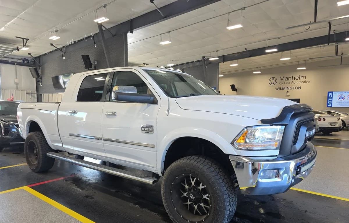 2017 RAM 2500 LARAMIE LONGHORN EXTENDED CREW CAB MEDIUM BED 4