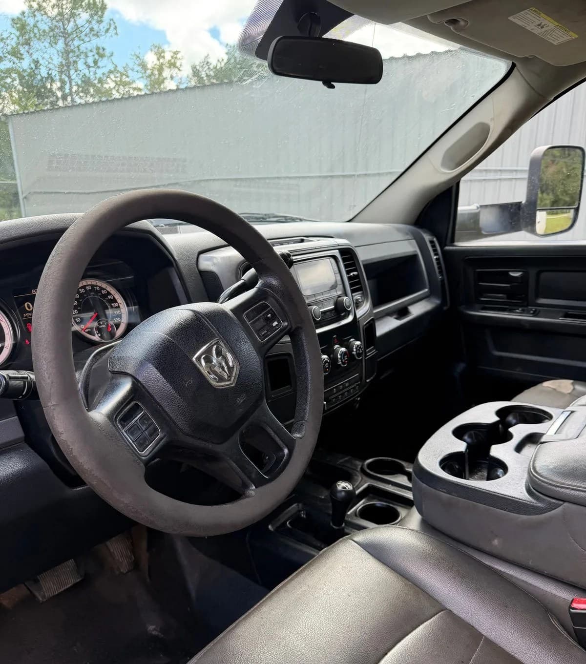 2017 RAM 3500 CAB CHASSIS TRADESMAN CREW CAB DRW 5