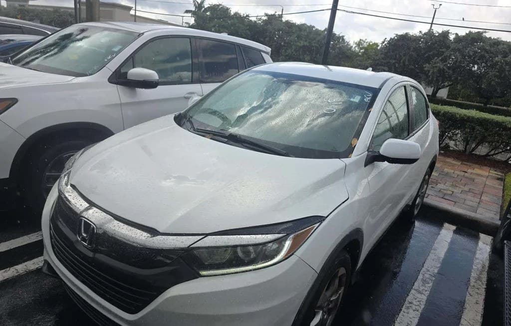 2022 HONDA HR-V LX