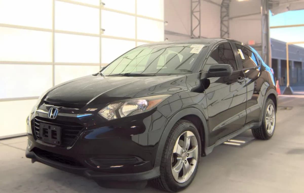 2017 HONDA HR-V LX 2