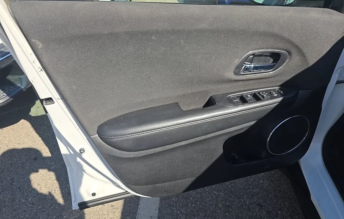 2019 HONDA HR-V EX 6