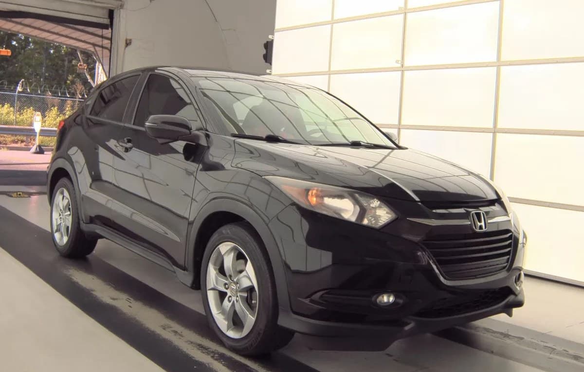 2017 HONDA HR-V EX 4