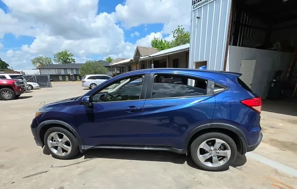2017 HONDA HR-V EX 4