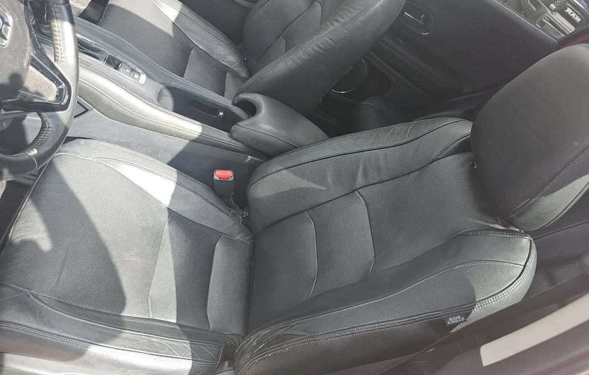 2019 HONDA HR-V EX-L 4
