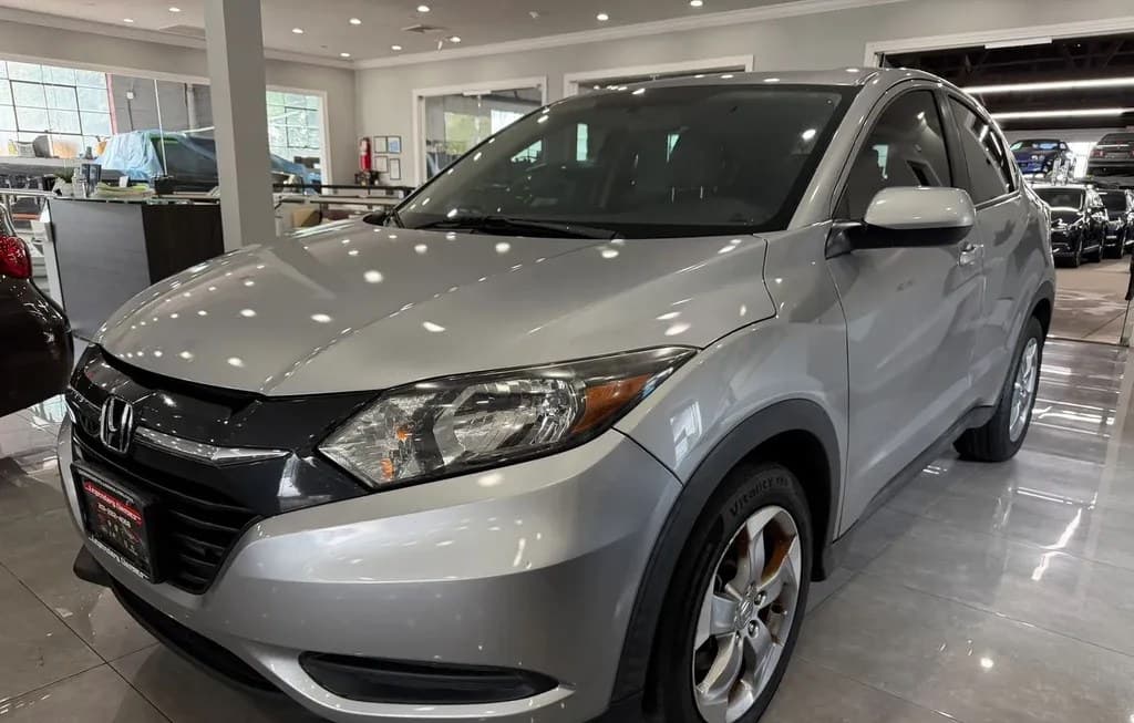 2018 HONDA HR-V LX 1