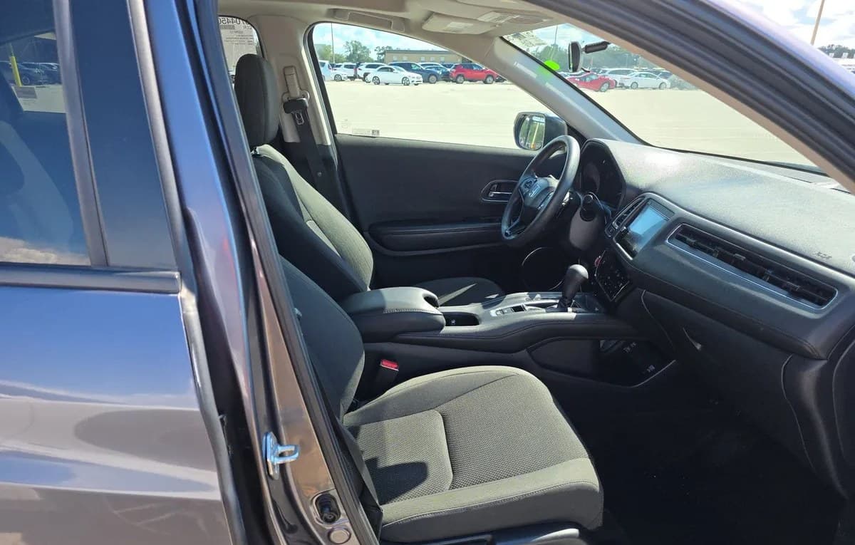 2021 HONDA HR-V EX 5