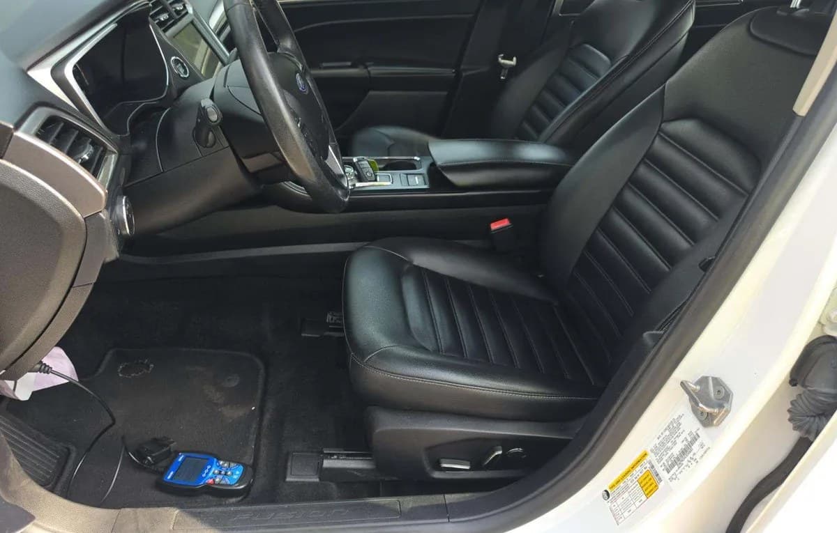 2020 FORD FUSION SEL 4
